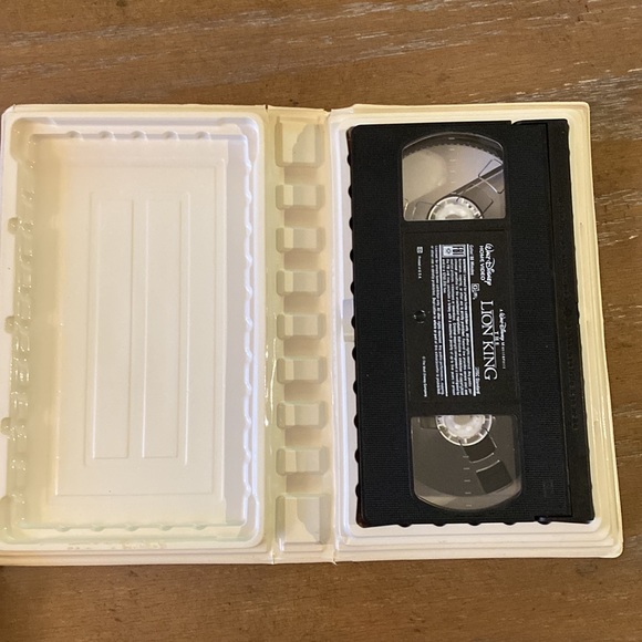 1995 Original A Walt Disney Masterpiece "The Lion King" VHS Tape - Picture 4 of 9